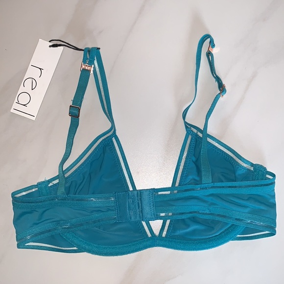 Real Underwear Fusion Plunge Underwire Bra - Picture 3 of 6